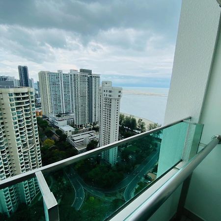 Ola Studio Penang At Mansion One Джорджтаун Экстерьер фото