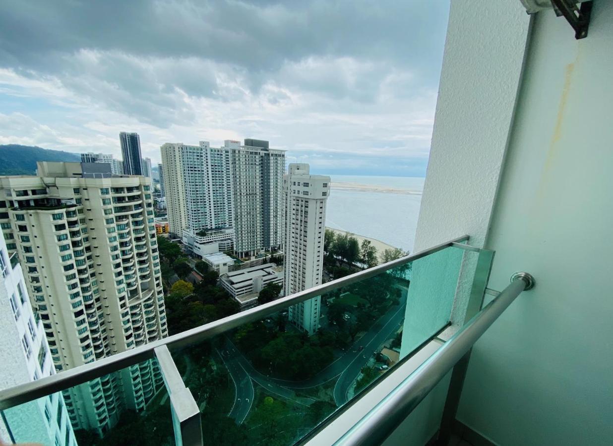 Ola Studio Penang At Mansion One Джорджтаун Экстерьер фото