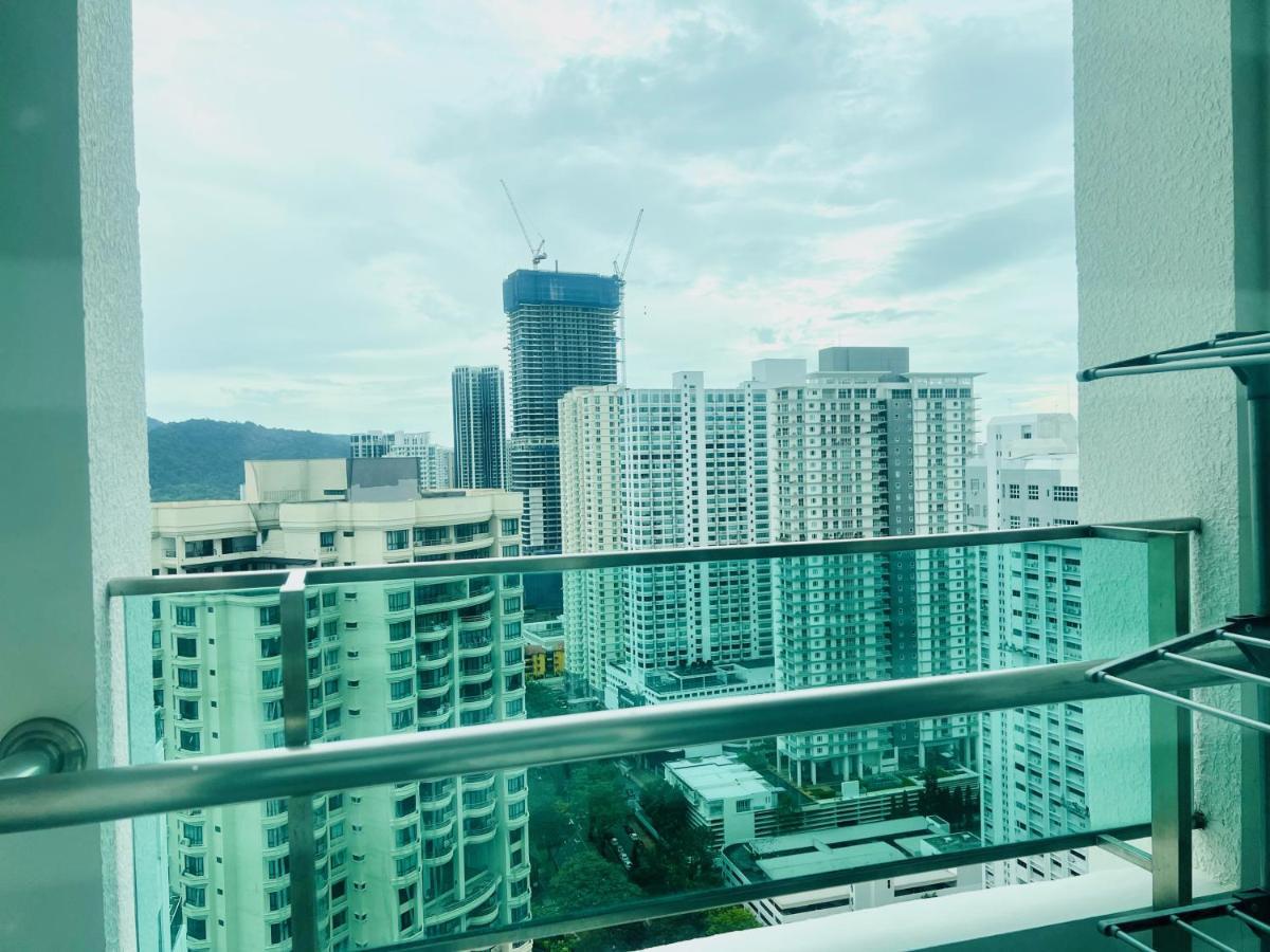 Ola Studio Penang At Mansion One Джорджтаун Экстерьер фото